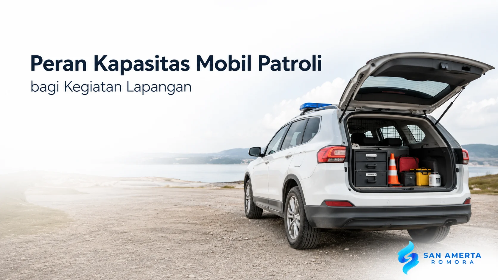 Mobil patroli dengan ruang penyimpanan luas untuk mendukung kegiatan lapangan.